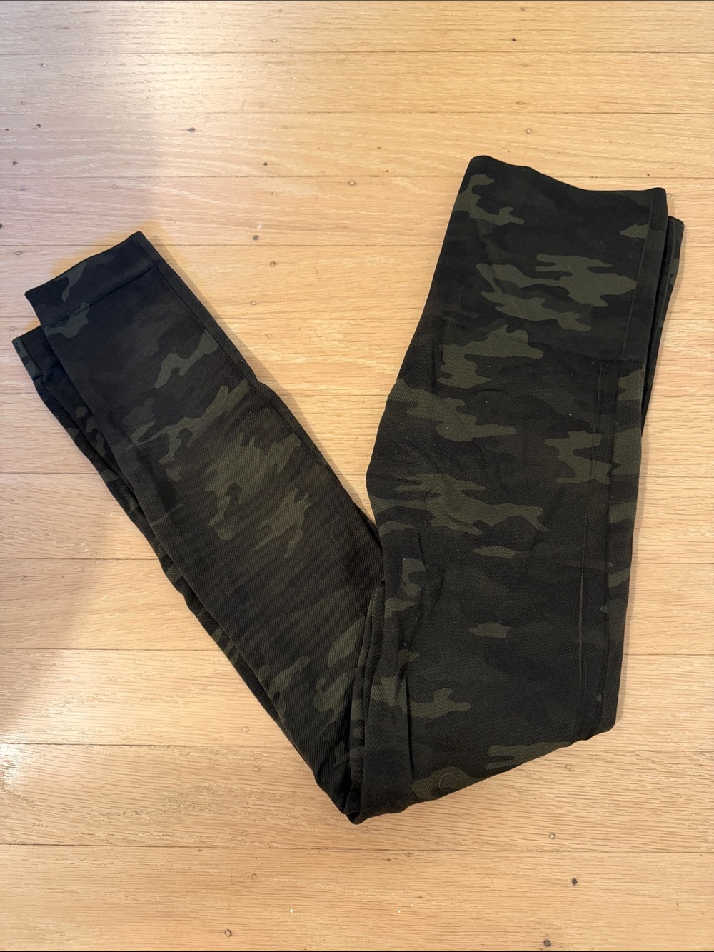 Spanx Camo Leggings - Olive Green